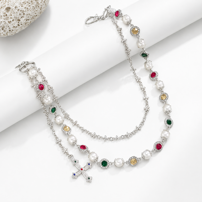 Cadena Pearl Cross Vintage